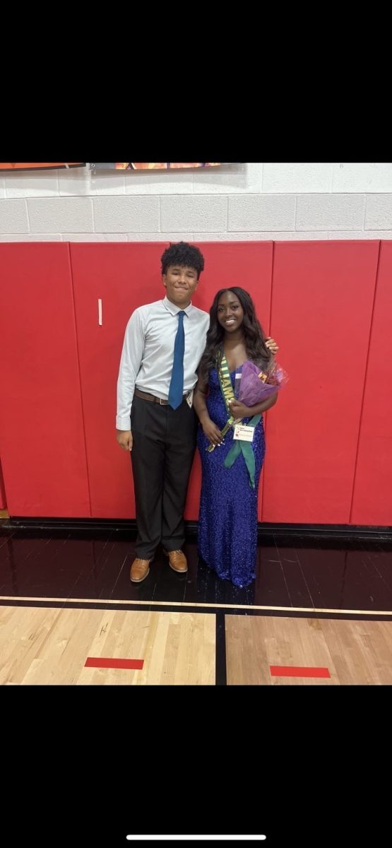 The hot topic: 2025 Flaming Foliage Festival